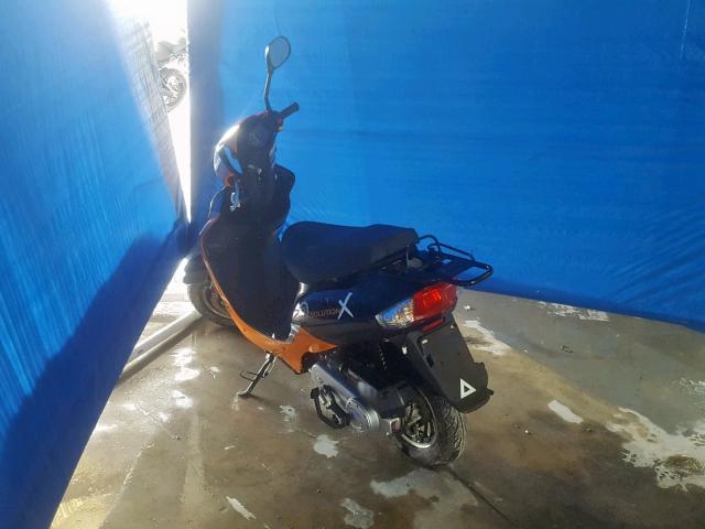 LL0TCAPH0KG400033 - 2019 REVO SCOOTER YELLOW photo 3