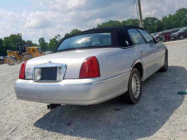 1LNHM81W32Y608569 - 2002 LINCOLN TOWN CAR E SILVER photo 4