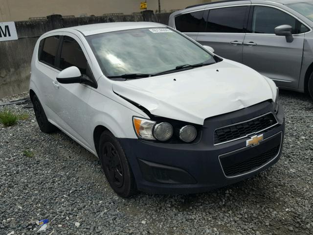 1G1JA6SH8D4100989 - 2013 CHEVROLET SONIC LS 白色 照片 1