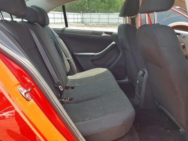 3VW2K7AJ0FM351013 - 2015 VOLKSWAGEN JETTA BASE წითელი ფოტო 6