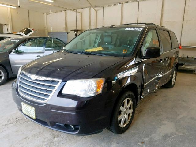 2A4RR8DX8AR376921 - 2010 CHRYSLER TOWN & COU BLACK photo 2