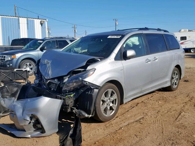 5TDEZ3DC4KS222834 - 2019 TOYOTA SIENNA SE SILVER photo 2