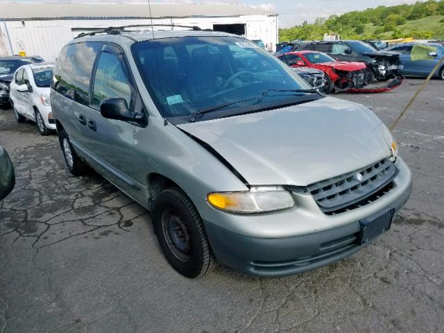 2P4GP2535YR561638 - 2000 PLYMOUTH VOYAGER GREEN photo 1