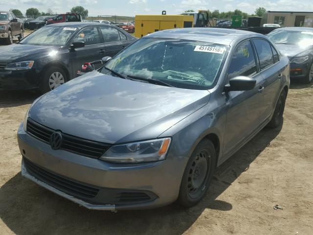 3VW2K7AJ0CM332747 - 2012 VOLKSWAGEN JETTA BASE GRAY photo 2