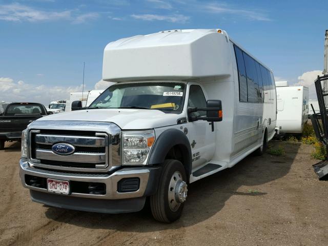 1FDUF5GT3BEB96434 - 2011 FORD F550 SUPER WHITE photo 2