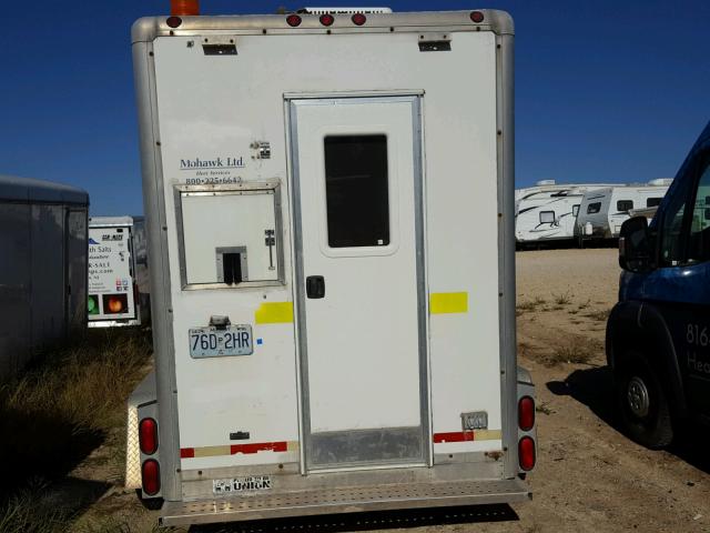 1R9US1028YB295296 - 2000 OTHE TRAILER WHITE photo 5