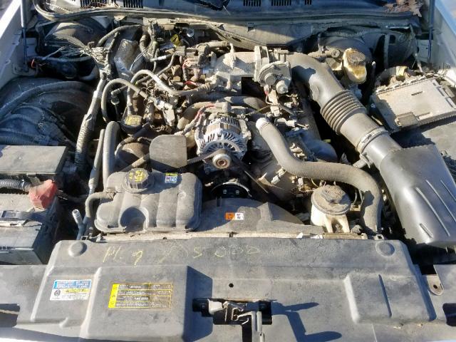 2FABP7BVXAX106602 - 2010 FORD CROWN VICT GRAY photo 7