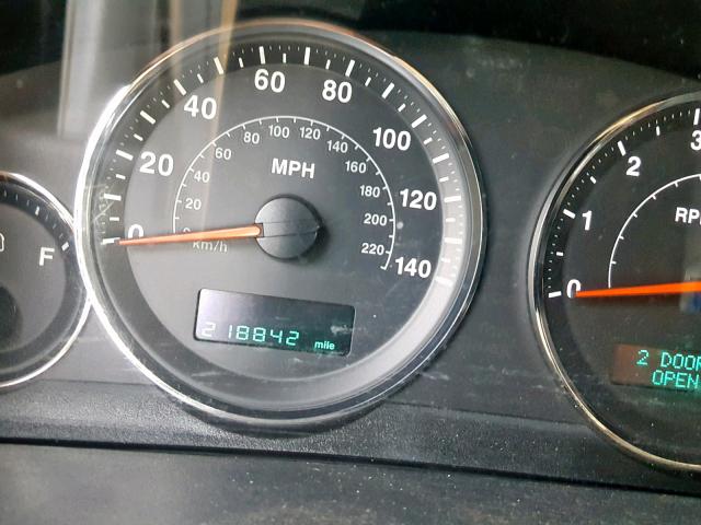 1J8HG48K06C327204 - 2006 JEEP COMMANDER BLUE photo 8