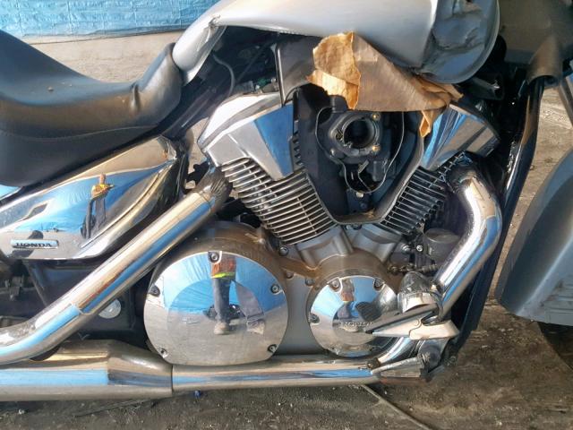 1HFSC52055A205606 - 2005 HONDA VT1300 S SILVER photo 7