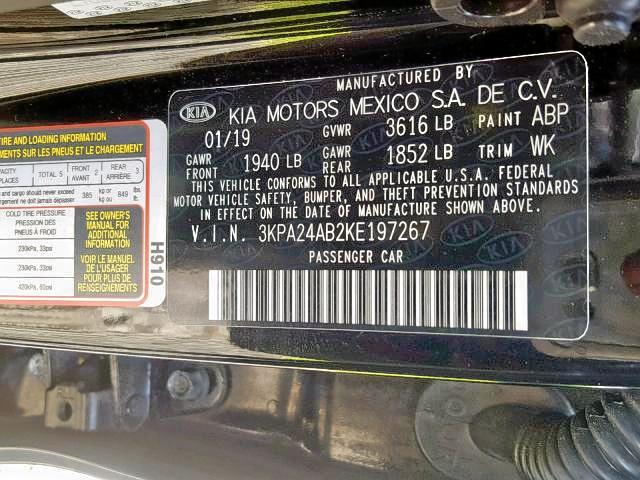 3KPA24AB2KE197267 - 2019 KIA RIO S BLACK photo 10