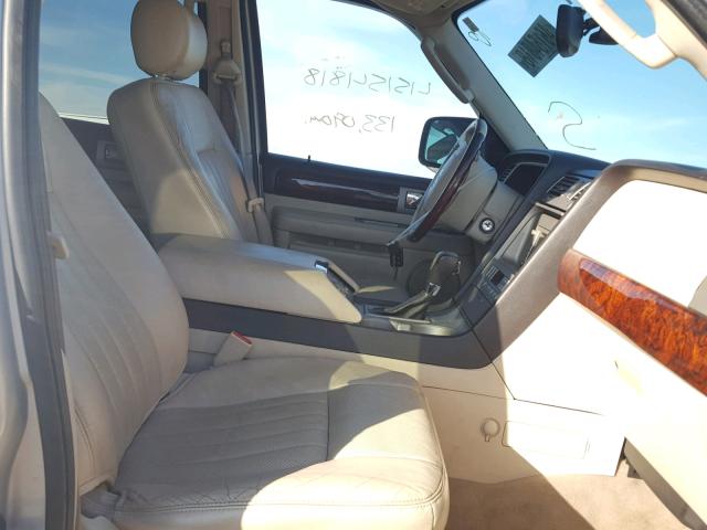 5LMFU28R83LJ35459 - 2003 LINCOLN NAVIGATOR SILVER photo 5