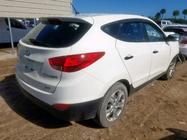 KM8JTCAC2DU605203 - 2013 HYUNDAI TUCSON GL WHITE photo 4