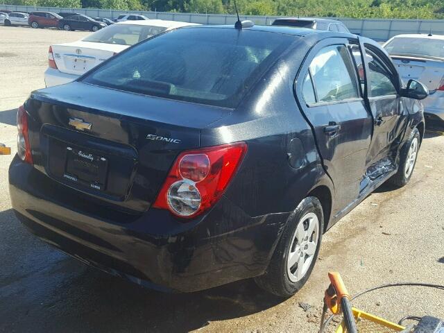 1G1JA5SH9F4187542 - 2015 CHEVROLET SONIC LS BLACK photo 4