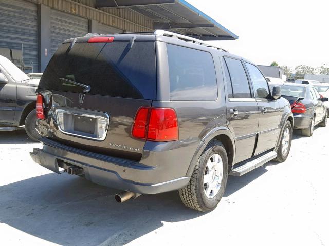 5LMFU27545LJ02184 - 2005 LINCOLN NAVIGATOR BLACK photo 4