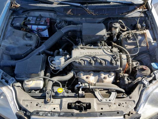 2HGEJ6443WH104054 - 1998 HONDA CIVIC DX SILVER photo 7