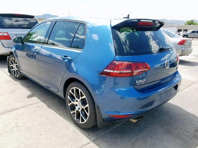 3VW217AU5HM065240 - 2017 VOLKSWAGEN GOLF S BLUE photo 3