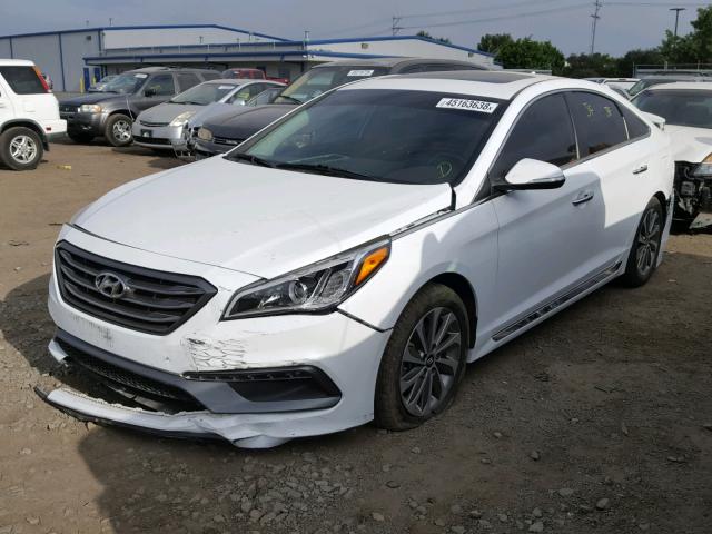 5NPE34AF2HH469919 - 2017 HYUNDAI SONATA SPO WHITE photo 2