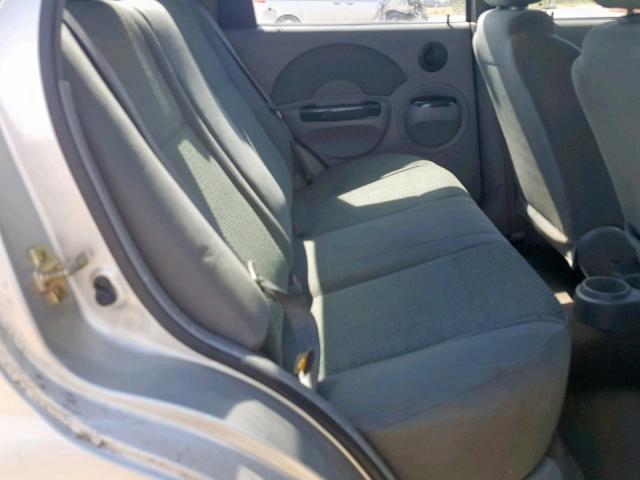 KL1TJ52644B147903 - 2004 CHEVROLET AVEO LS SILVER photo 6