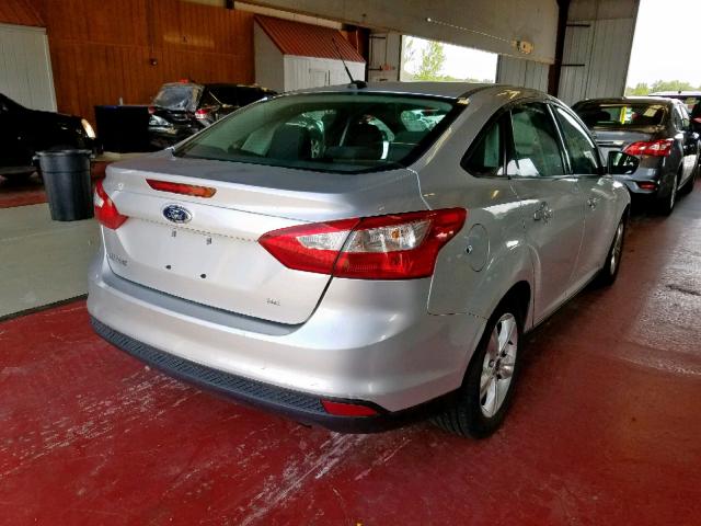 1FADP3F26EL154022 - 2014 FORD FOCUS SE SILVER photo 4