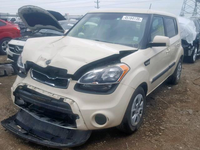 KNDJT2A55C7435979 - 2012 KIA SOUL CREAM photo 2