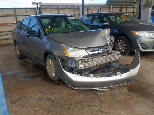 1FAHP34N88W137997 - 2008 FORD FOCUS S/SE SILVER photo 1