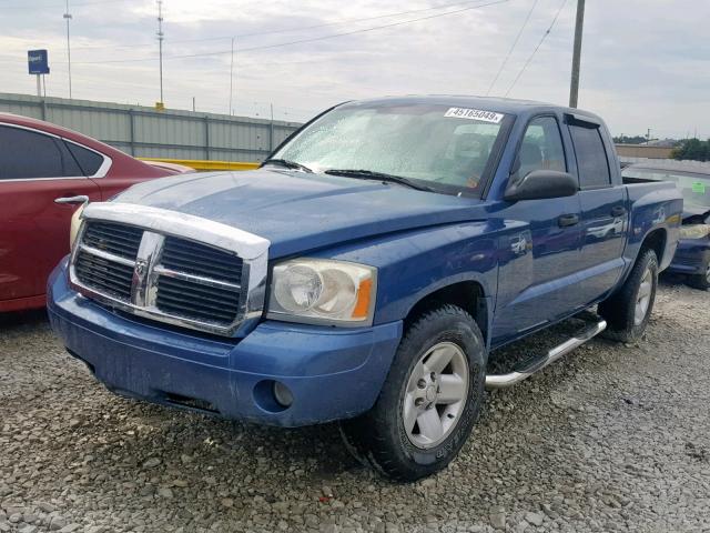 1D7HE48K26S533536 - 2006 DODGE DAKOTA QUA BLUE photo 2