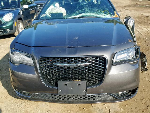 2C3CCAGG1GH191550 - 2016 CHRYSLER 300 S GRAY photo 9