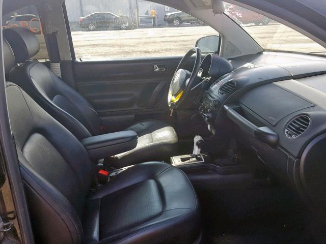 3VWPW31C19M507679 - 2009 VOLKSWAGEN NEW BEETLE Schwarz Foto 5