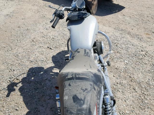 1HD1CT327BC443417 - 2011 HARLEY-DAVIDSON XLH1200 C GRAY photo 5