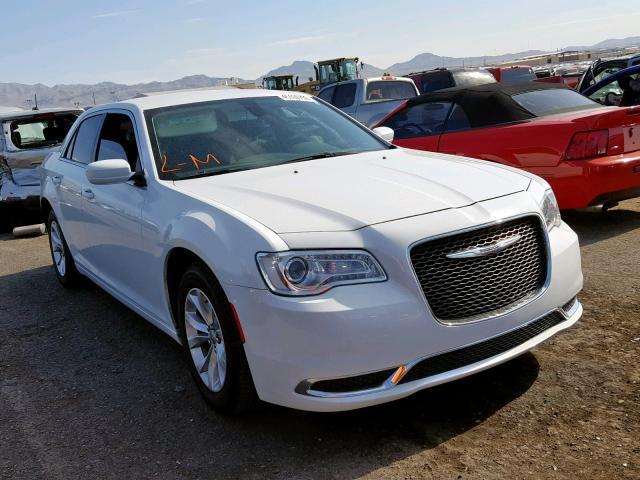 2C3CCAAG8JH338365 - 2018 CHRYSLER 300 TOURIN WHITE photo 1