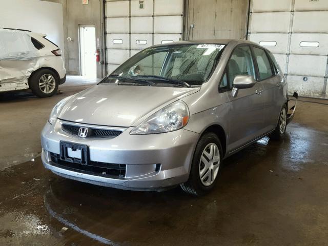 JHMGD37427S000088 - 2007 HONDA FIT SILVER photo 2