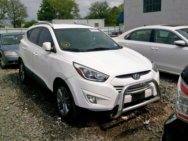 KM8JU3AGXFU059382 - 2015 HYUNDAI TUCSON LIM WHITE photo 1