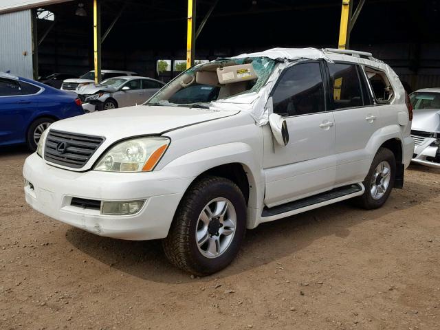 JTJBT20X740054357 - 2004 LEXUS GX 470 WHITE photo 2