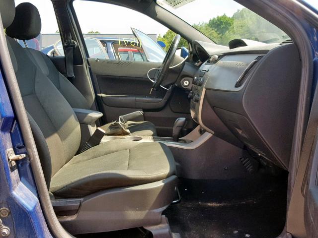 1FAHP36N19W245361 - 2009 FORD FOCUS SES BLUE photo 5