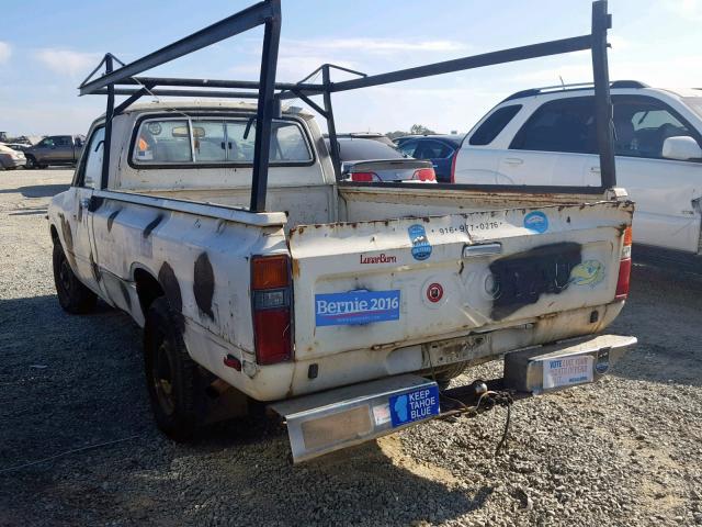 JT4RN44E8D1148726 - 1983 TOYOTA PICKUP 3/4 WHITE photo 3