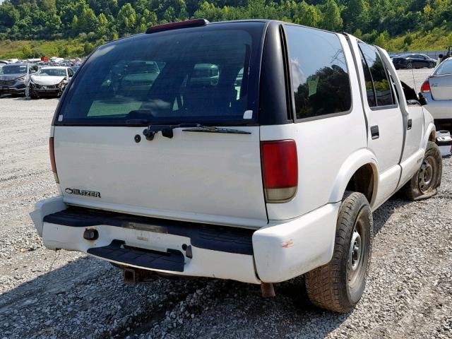 1GNDT13X24K168795 - 2004 CHEVROLET BLAZER WHITE photo 4