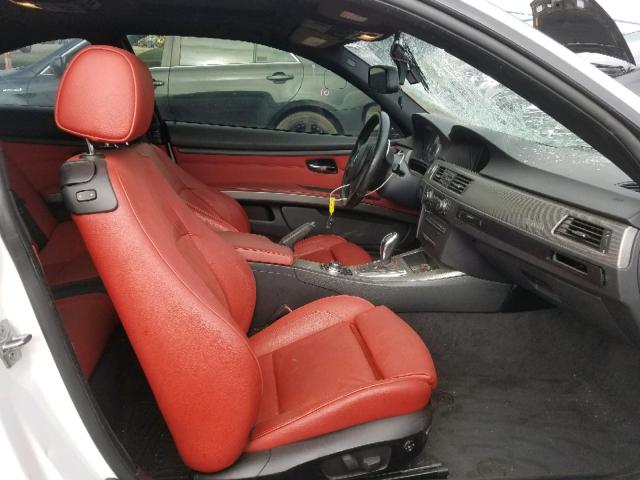 WBAKG1C54CJ217127 - 2012 BMW 335 I SULE WHITE photo 5