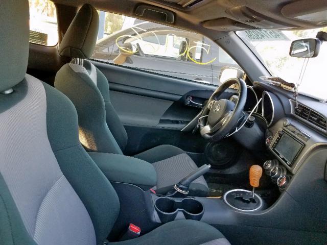 JTKJF5C74GJ020399 - 2016 TOYOTA SCION TC თეთრი ფოტო 5