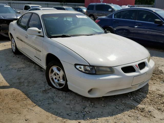 1G2WK52JX2F167929 - 2002 PONTIAC GRAND PRIX WHITE photo 1