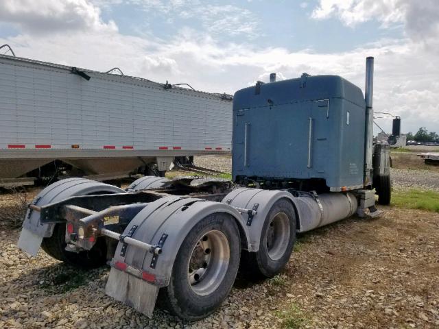 1FUPCSZB2YPF06160 - 2000 FREIGHTLINER CONVENTION BLUE photo 4