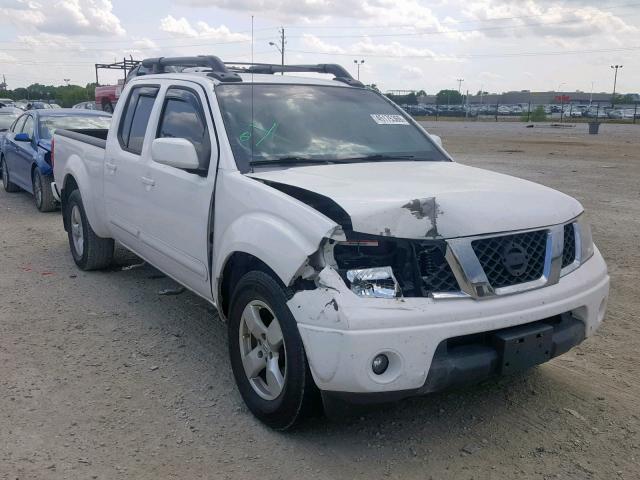 1N6AD09U78C448564 - 2008 NISSAN FRONTIER C WHITE photo 1