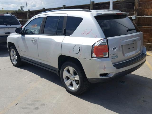 1J4NF1FB6BD259150 - 2011 JEEP COMPASS SP 银色 照片 9