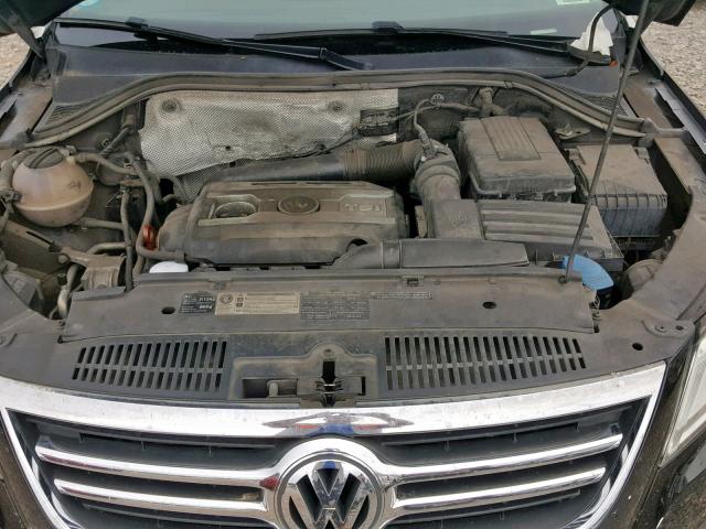 WVGBV7AX7AW534539 - 2010 VOLKSWAGEN TIGUAN SE BLACK photo 7