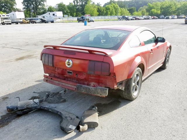 1ZVHT82H785136293 - 2008 FORD MUSTANG GT RED photo 4