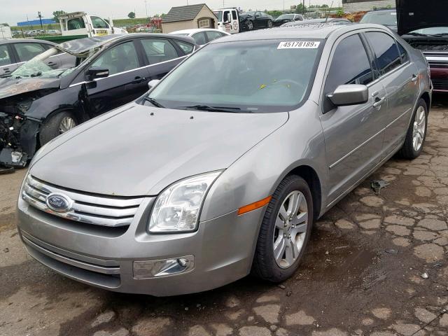 3FAHP08Z59R121109 - 2009 FORD FUSION SEL SILVER photo 2