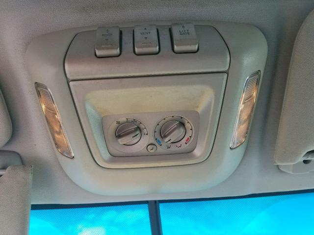 5LMFU27RX4LJ31299 - 2004 LINCOLN NAVIGATOR SILVER photo 9