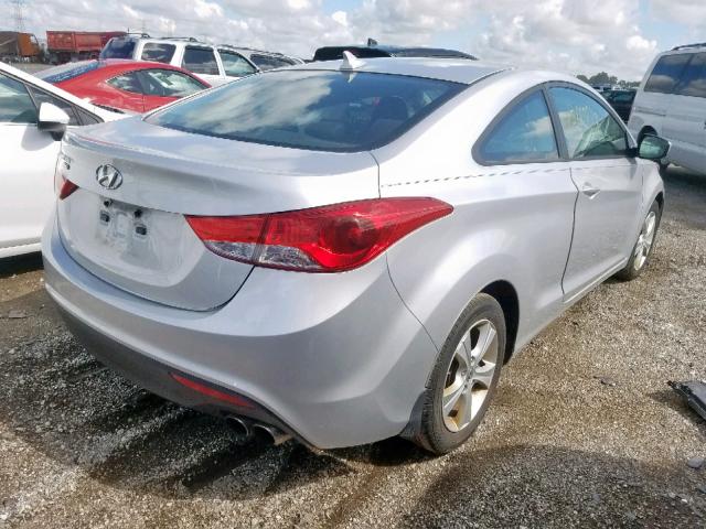 KMHDH6AE0DU004471 - 2013 HYUNDAI ELANTRA CO SILVER photo 4