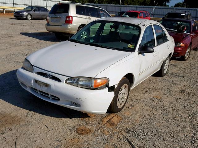 3FAFP13P7YR221259 - 2000 FORD ESCORT WHITE photo 2