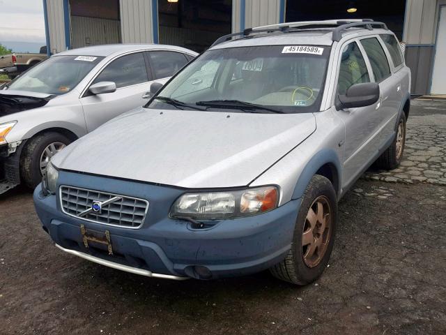 YV1SZ59HX41139888 - 2004 VOLVO XC70 SILVER photo 2