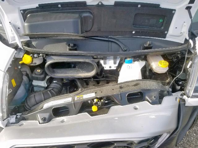 3C6TRVCG1KE539561 - 2019 RAM PROMASTER 白色 照片 7